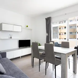 appartamento-a-las-americas-con-piscina.in-canary-islands.com/